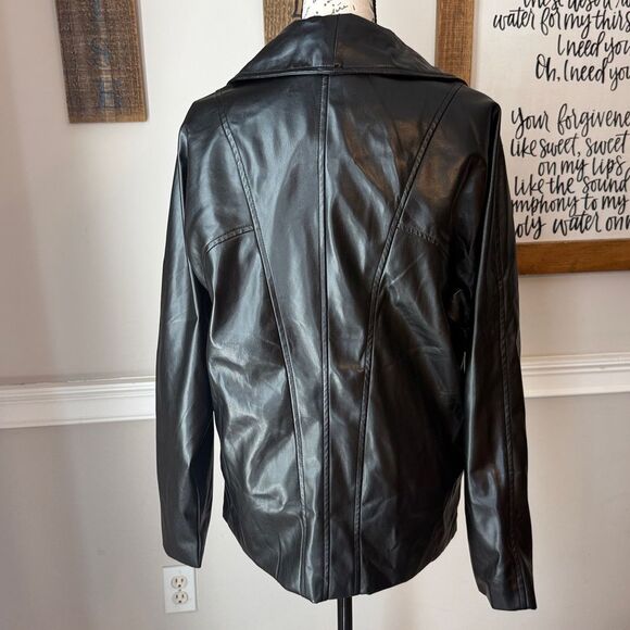 Forever 21 Black Faux Leather Women's Jacket - Picture 5 of 14
